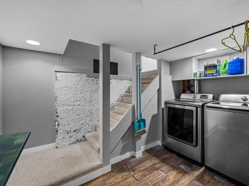 276 Walnut Ave, Kamloops, BC - Indoor Photo Showing Laundry Room