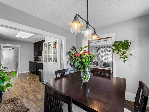 276 Walnut Ave, Kamloops, BC - Indoor Photo Showing Dining Room