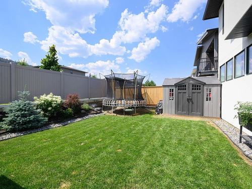 1351 Kinross Place, Kamloops, BC - Outdoor With Backyard