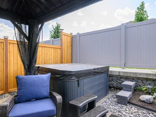 1351 Kinross Place, Kamloops, BC - Outdoor With Exterior