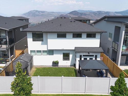 1351 Kinross Place, Kamloops, BC - Outdoor