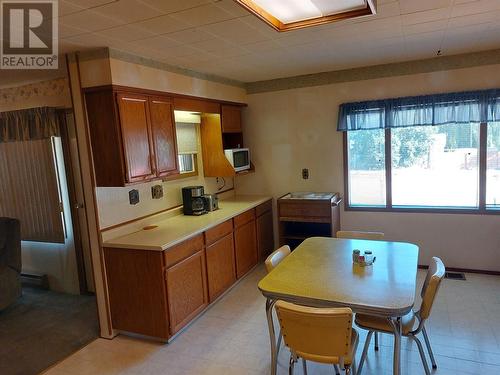 2621 5Th Street, Keremeos, BC - Indoor Photo Showing Dining Room