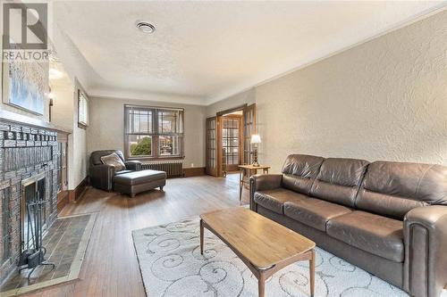 379 London Road, Sarnia, ON - Indoor Photo Showing Living Room With Fireplace