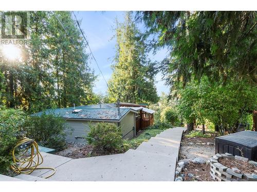 1243 Lee Creek Drive, Lee Creek, BC 