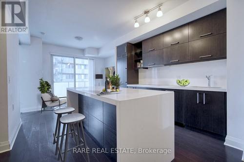 2801 - 65 St Mary Street, Toronto (Bay Street Corridor), ON - Indoor Photo Showing Kitchen