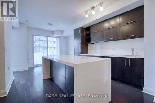 2801 - 65 St Mary Street, Toronto (Bay Street Corridor), ON - Indoor Photo Showing Kitchen