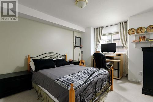 315 Whitman Road Unit# 205, Kelowna, BC - Indoor Photo Showing Bedroom