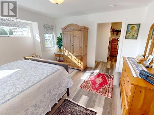 7324 Edgehill Crescent, Powell River, BC - Indoor Photo Showing Bedroom