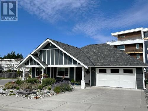 7324 Edgehill Crescent, Powell River, BC - Outdoor With Facade