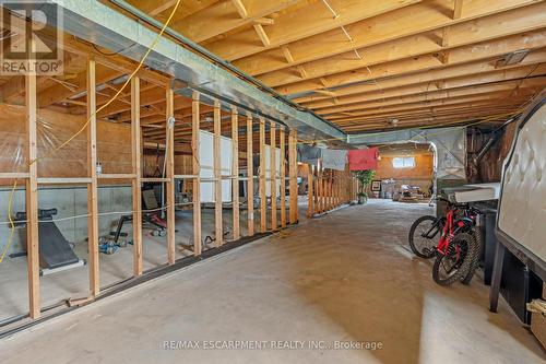 3385 Binbrook Road, Hamilton (Binbrook), ON - Indoor Photo Showing Basement