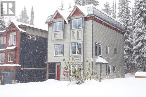 385 Monashee Road, Vernon, BC - Outdoor With Facade