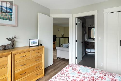 385 Monashee Road, Vernon, BC - Indoor Photo Showing Bedroom