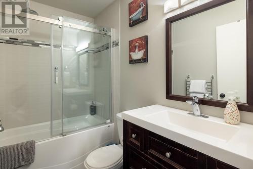 385 Monashee Road, Vernon, BC - Indoor Photo Showing Bathroom