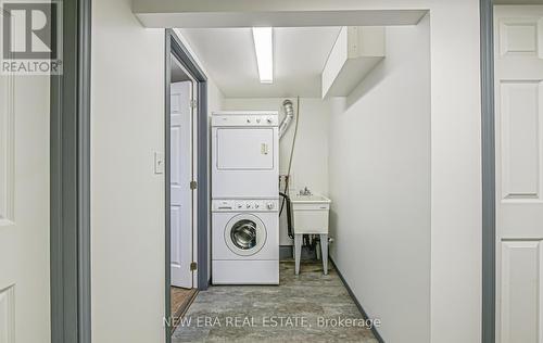 494 Oshawa Boulevard, Oshawa (O'Neill), ON - Indoor Photo Showing Laundry Room