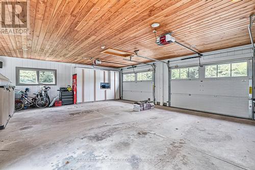 8429 Poplar Side Road, Clearview, ON - Indoor Photo Showing Garage