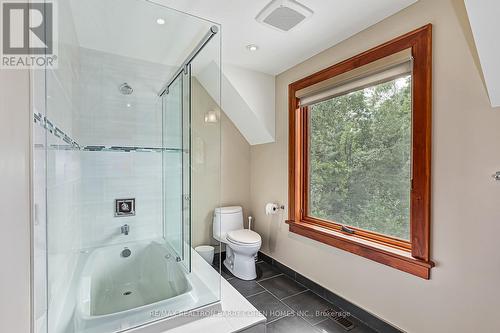 8429 Poplar Side Road, Clearview, ON - Indoor Photo Showing Bathroom