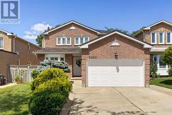 5889 RIVER GROVE AVENUE  Mississauga (East Credit), ON L5M 4W2