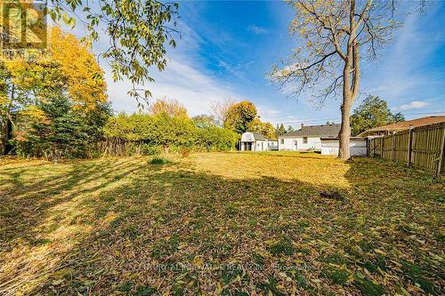 104 Thickson Road, Whitby (Blue Grass Meadows), ON 