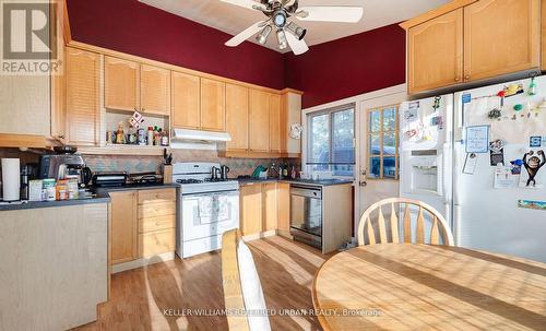 611 Pinegrove Road, Oakville (Bronte East), ON - Indoor Photo Showing Kitchen