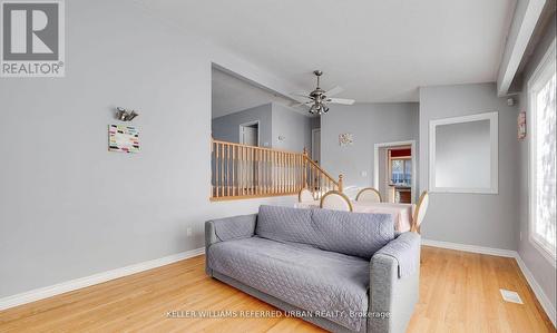 611 Pinegrove Road, Oakville (Bronte East), ON - Indoor Photo Showing Living Room