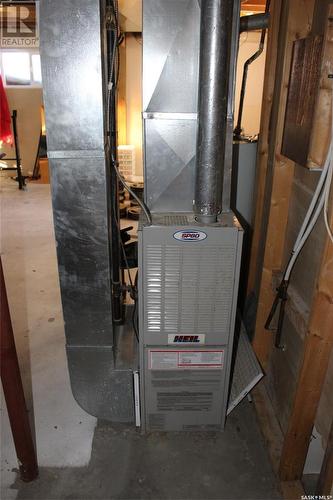 138 Redcoat Drive, Eastend, SK - Indoor Photo Showing Basement