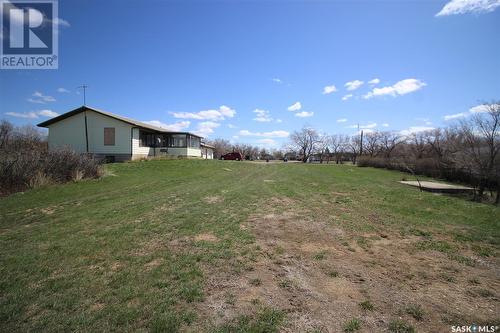 223 2Nd Street W, Climax, SK - Outdoor