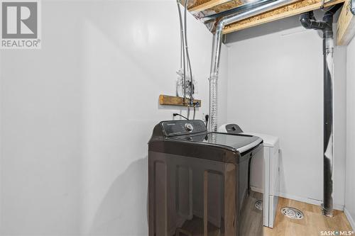 5 103 Berini Drive, Saskatoon, SK - Indoor Photo Showing Laundry Room