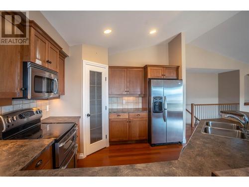 3080 Sageview Road Lot# 35, West Kelowna, BC - Indoor Photo Showing Kitchen With Stainless Steel Kitchen With Double Sink