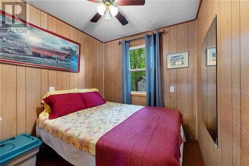 178 Purple Finch Trail, Westmeath, ON - Indoor Photo Showing Bedroom