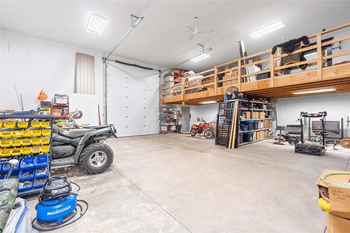 1258 Round Lake Road, Spallumcheen, BC - Indoor Photo Showing Garage