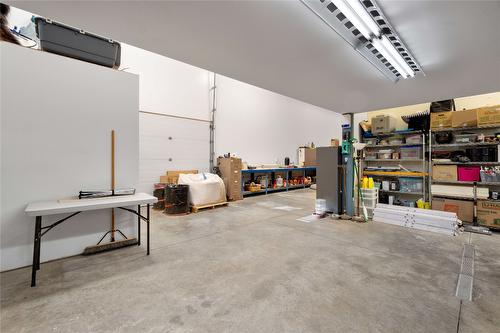 1258 Round Lake Road, Spallumcheen, BC - Indoor Photo Showing Garage