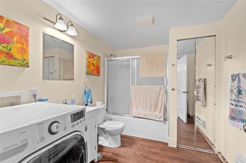 1258 Round Lake Road, Spallumcheen, BC - Indoor Photo Showing Laundry Room