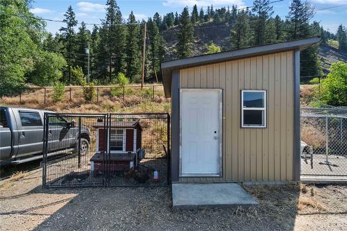 1258 Round Lake Road, Spallumcheen, BC - Outdoor