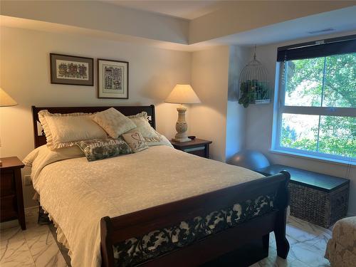 203-3179 Via Centrale Road, Kelowna, BC - Indoor Photo Showing Bedroom