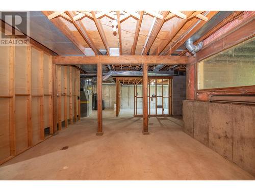 9653 Whitepoint Road, Vernon, BC - Indoor Photo Showing Basement