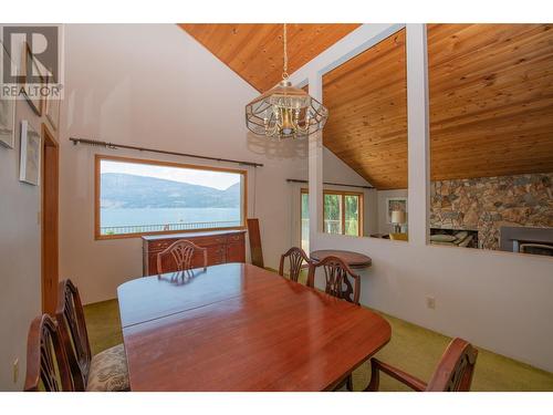 9653 Whitepoint Road, Vernon, BC - Indoor Photo Showing Dining Room