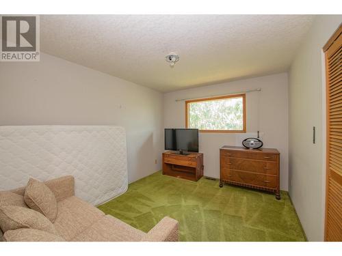 9653 Whitepoint Road, Vernon, BC - Indoor