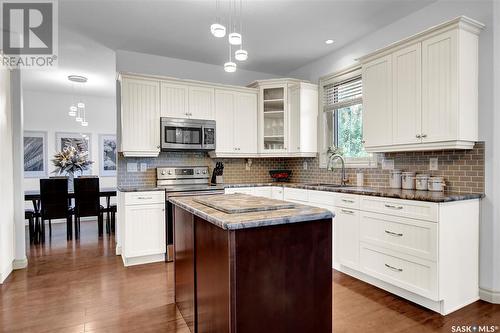 45 Emerald Creek Drive, White City, SK - Indoor Photo Showing Kitchen