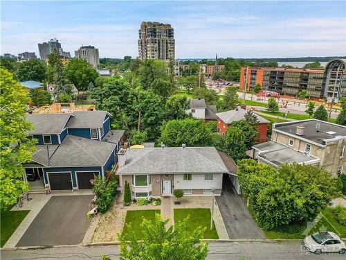 528 Courtenay Avenue, Ottawa, ON 