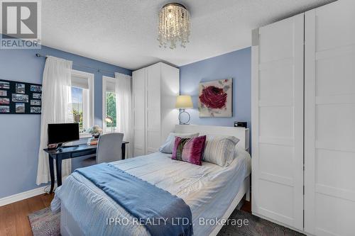 155 Bighorn Crescent, Brampton (Sandringham-Wellington), ON - Indoor Photo Showing Bedroom