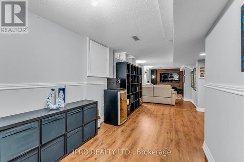 155 Bighorn Crescent, Brampton (Sandringham-Wellington), ON - Indoor Photo Showing Kitchen