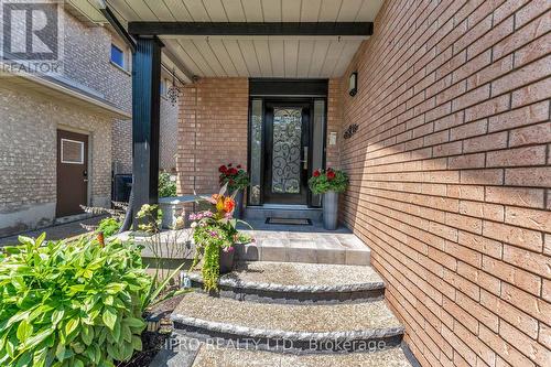 155 Bighorn Crescent, Brampton (Sandringham-Wellington), ON - Outdoor With Exterior