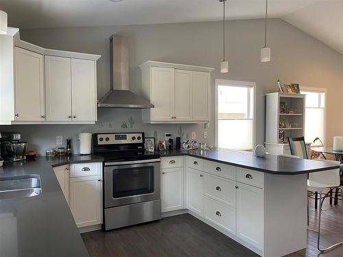 430 Currie Road, Swan River, MB - Indoor Photo Showing Kitchen