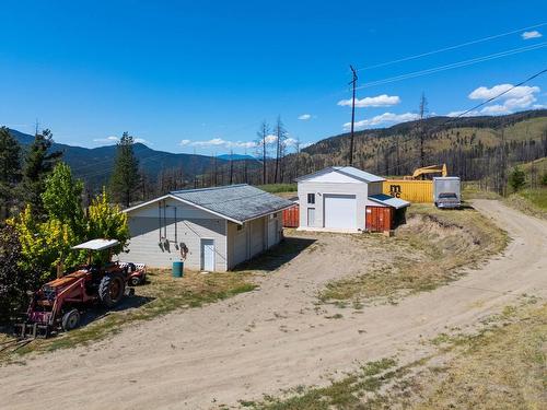 4085 Paxton Valley Rd, Kamloops, BC - Outdoor