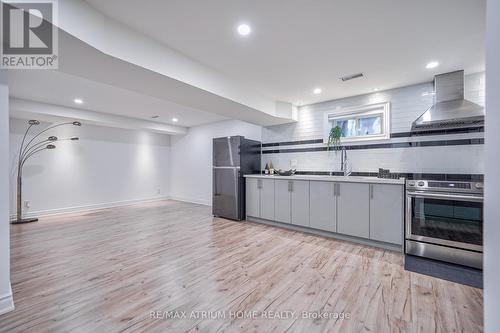 46 Kimberdale Crescent, Toronto (L'Amoreaux), ON - Indoor Photo Showing Kitchen