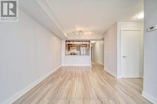 3525 - 135 Village Green Square, Toronto (Agincourt South-Malvern West), ON - Indoor Photo Showing Other Room