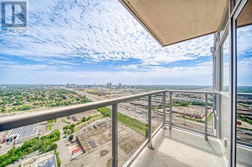 3525 - 135 Village Green Square, Toronto (Agincourt South-Malvern West), ON - Outdoor With View