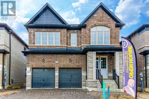 209 Flavelle Way, Peterborough (Northcrest), ON - Outdoor With Facade