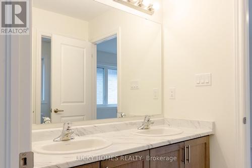 209 Flavelle Way, Peterborough (Northcrest), ON - Indoor Photo Showing Bathroom