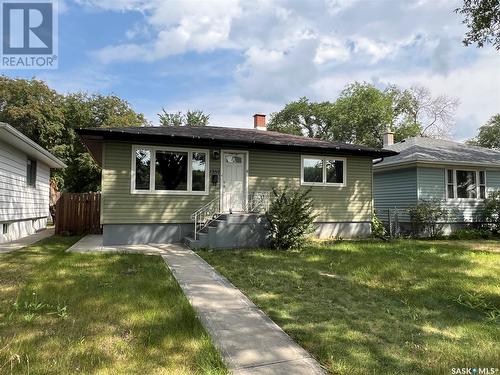 1357 Aberdeen Street, Regina, SK - Outdoor